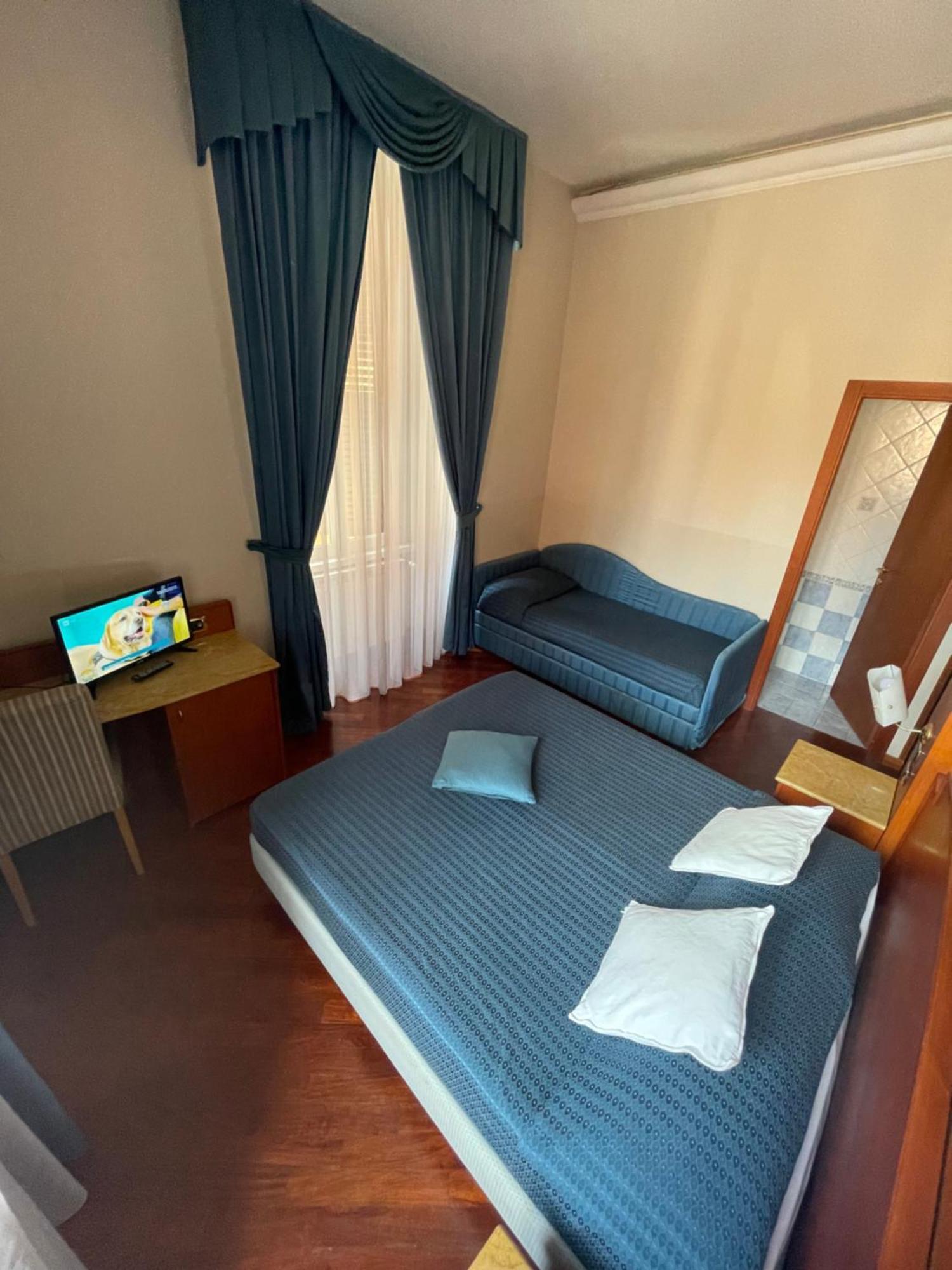 Hotel 3Rd Floor 69 Manin Street Rom Exterior foto